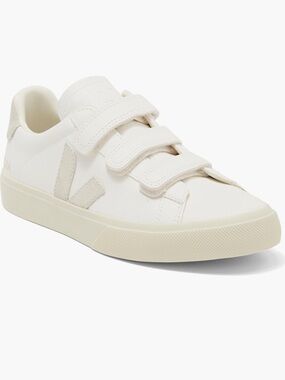 Veja
Recife Logo Sneaker